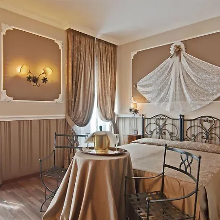 Residenza Antica 4* Rome
