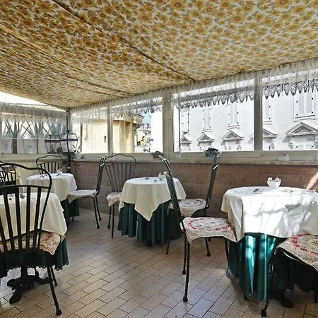Residenza Antica 4* Rome