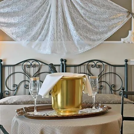 Residenza Antica 4*
